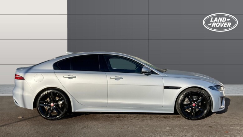 Jaguar XE 2.0 D200 R-Dynamic SE 4dr Auto Diesel Saloon